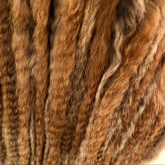Authentic Rabbit Fur Cropped Vest - Picture 4 of 8